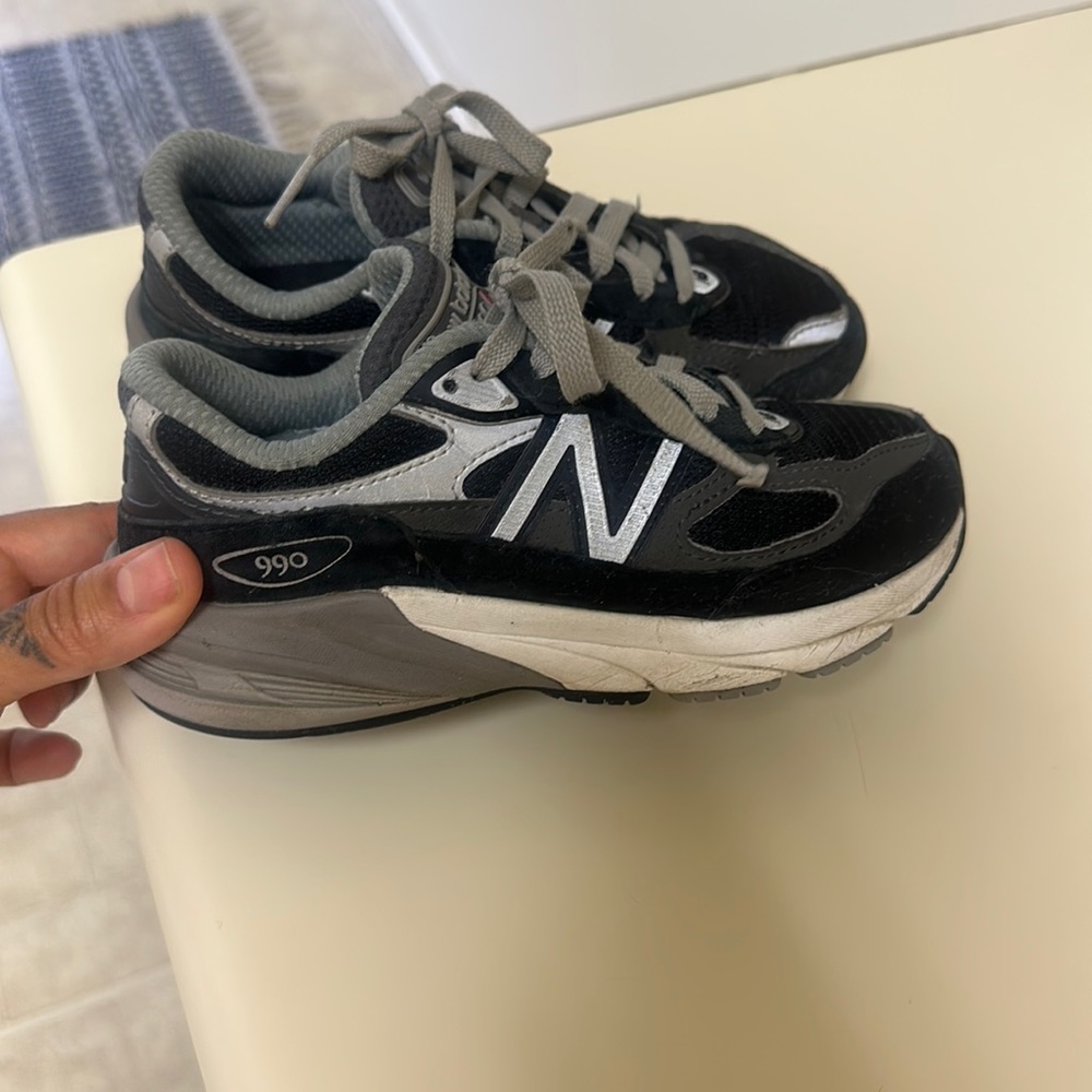 Boys new balance 990